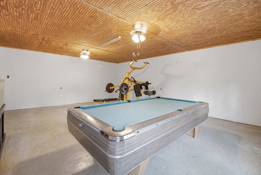 Nestled on approximately 36.5 acres in Gordon, Alabama, this - photo 46