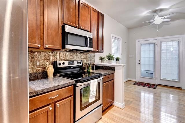 Ideal location! Close to Colonial Williamsburg &amp; College of - photo 11