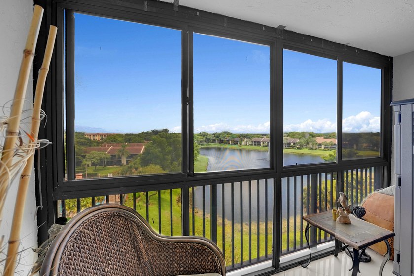 Bright and beautifully updated 3-bedroom residence located on - photo 30
