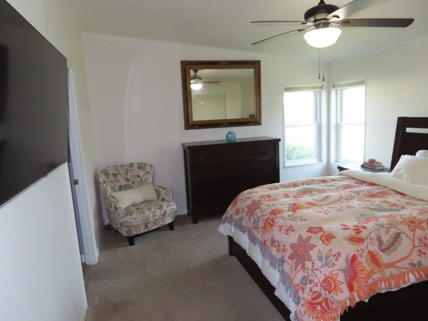 This beautiful home includes a newer roof &amp; thermal windows - photo 27