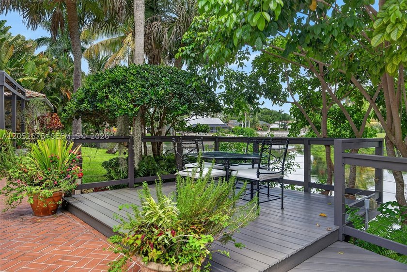 Originally designed with remarkable architectural character - photo 43