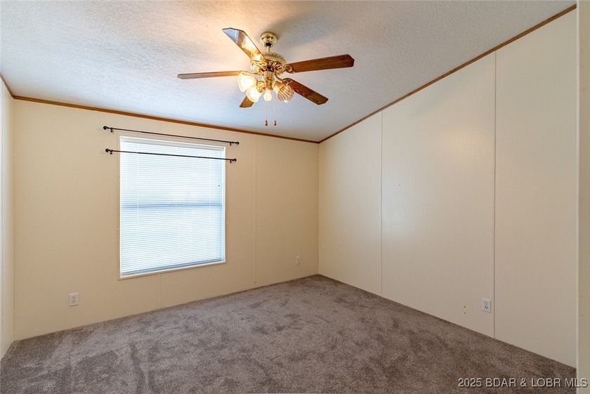 Have you been looking for a FLAT lot, beautiful lake views - photo 20