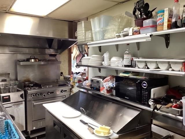 Owner have been here for 43 years and looking to pass the torch - photo 6