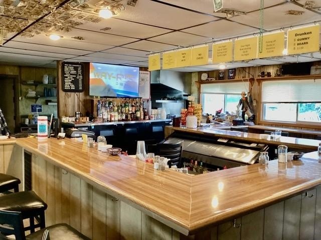 Owner have been here for 43 years and looking to pass the torch - photo 7