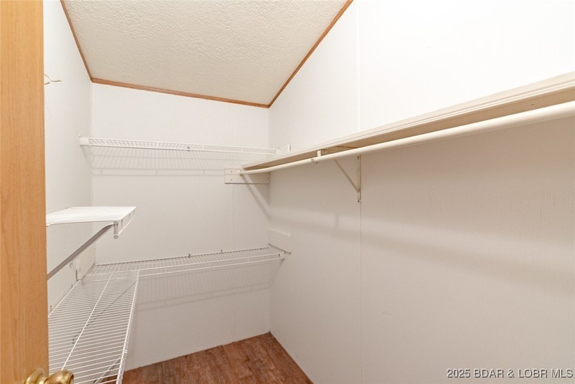 Have you been looking for a FLAT lot, beautiful lake views - photo 39