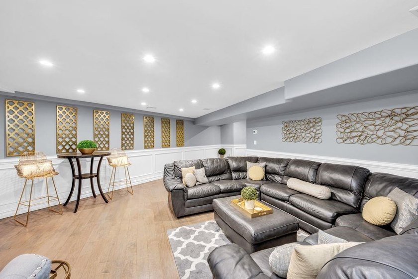 Welcome to this masterfully designed, full-brick custom estate - photo 40