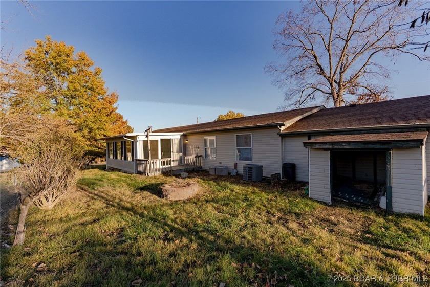Have you been looking for a FLAT lot, beautiful lake views - photo 49