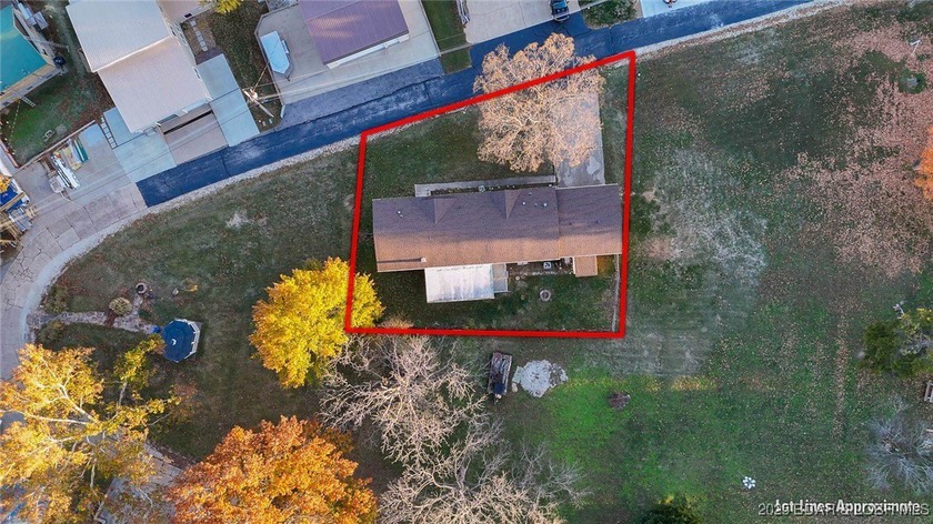 Have you been looking for a FLAT lot, beautiful lake views - photo 55