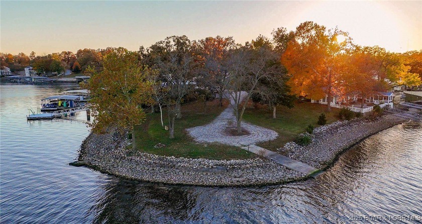 Have you been looking for a FLAT lot, beautiful lake views - photo 58