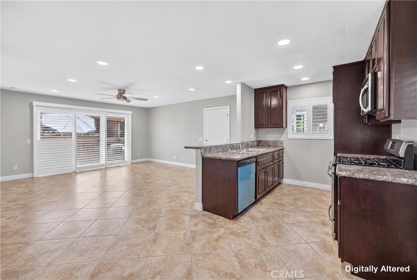 Welcome to this beautifully maintained 1-bedroom, 1-bath - photo 11