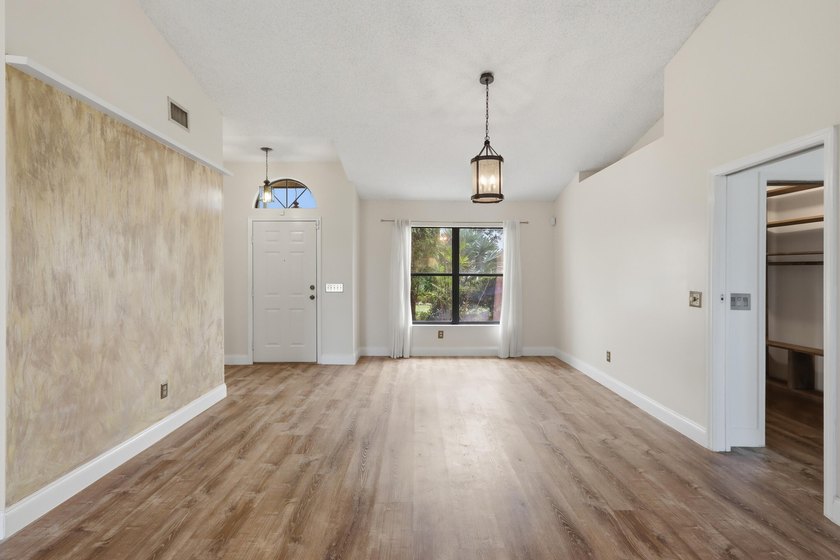 Welcome to this lovely single-story residence located in a - photo 24