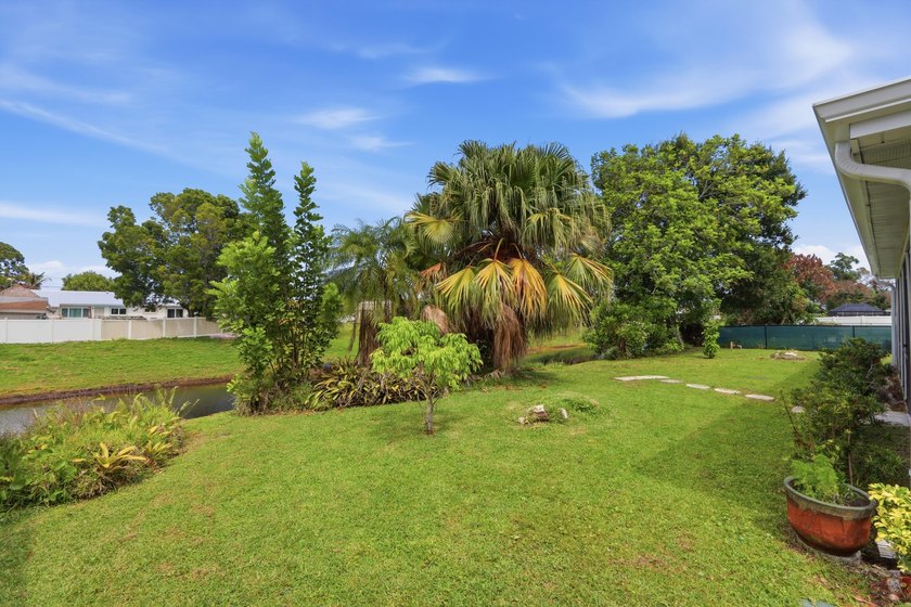 Welcome to this lovely single-story residence located in a - photo 44