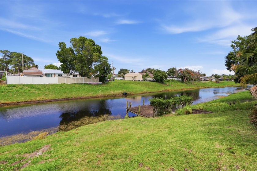 Welcome to this lovely single-story residence located in a - photo 45