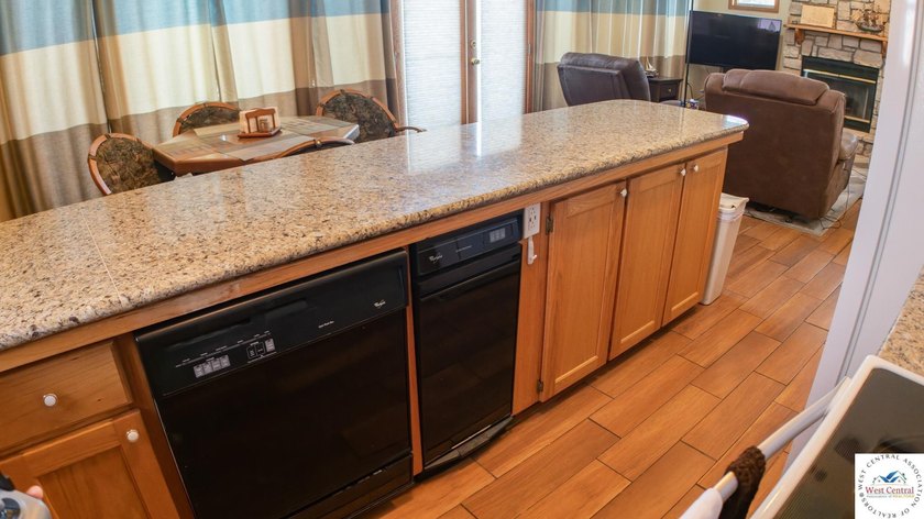 Stunning turnkey waterfront retreat on Lake of the Ozarks! This - photo 15