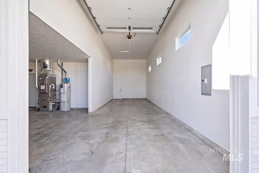 Experience this custom-built 3-bedroom, 2.5-bath home with a - photo 27