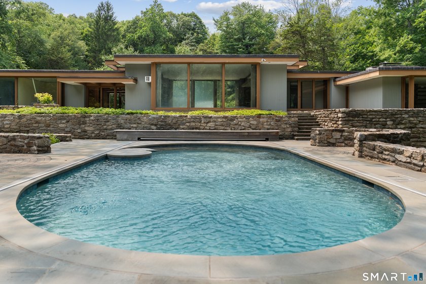 Presenting the historic Landis Gores House, an architectural - photo 13