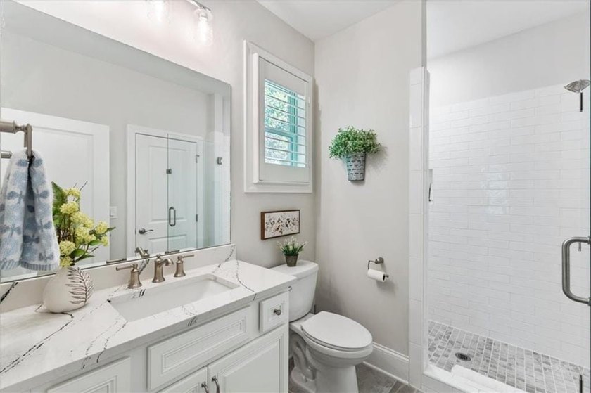 Beautiful, almost-new traditional home in Canton's sought-after - photo 31