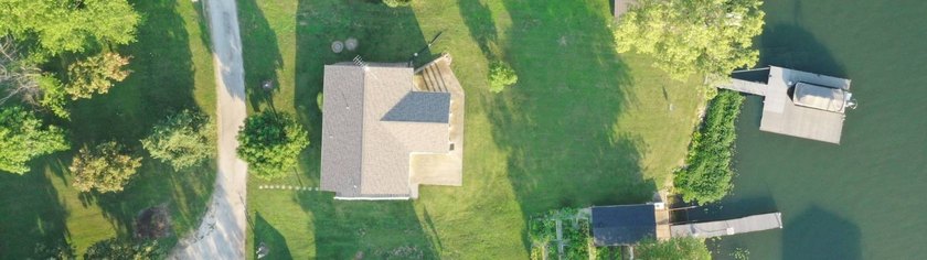 Located in the highly sought-after C-Cove area of Council Grove - photo 33