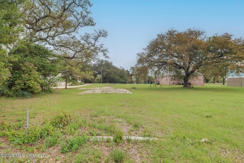 Discover an exceptional opportunity to own nearly half an acre - photo 4