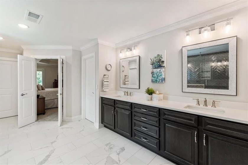 Beautiful, almost-new traditional home in Canton's sought-after - photo 46