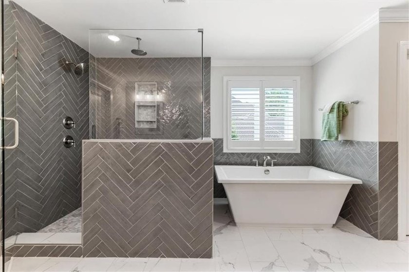 Beautiful, almost-new traditional home in Canton's sought-after - photo 49