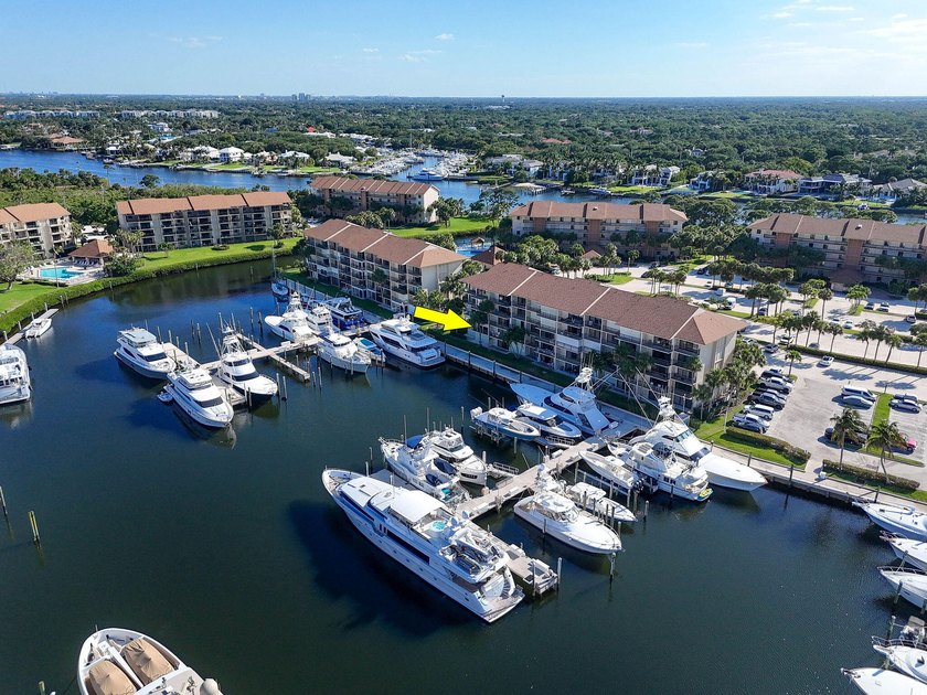 Enjoy spectacular marina views from your living room, kitchen - photo 2