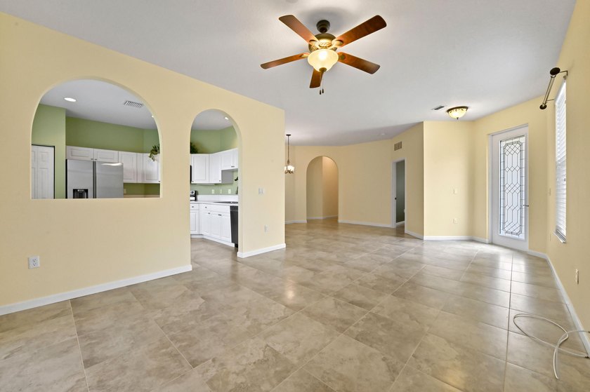 Location, location, location! Enter this charming, light filled - photo 6