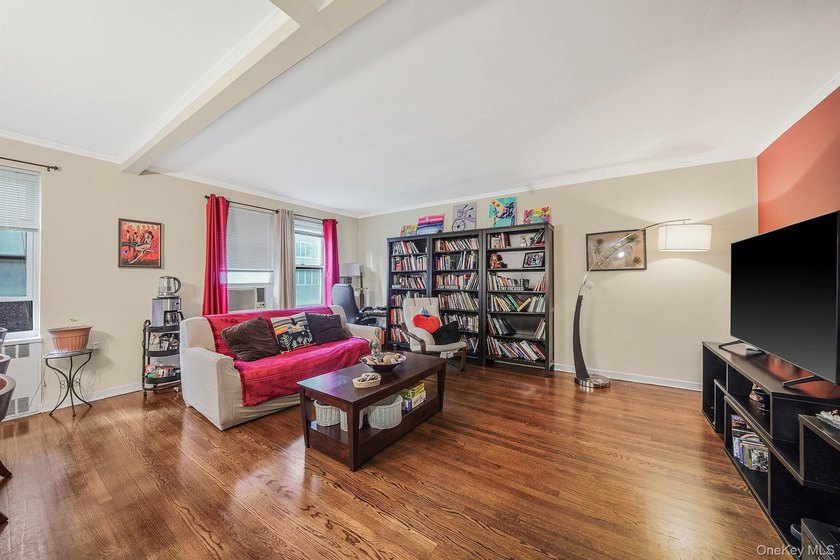 Welcome to this stunning 1-bedroom, 1-bath apartment located in - photo 15