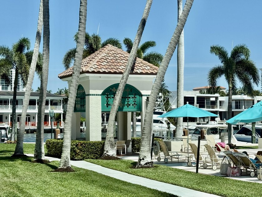 Best Waterfront Value in Mizner Village! Discover one of the - photo 28