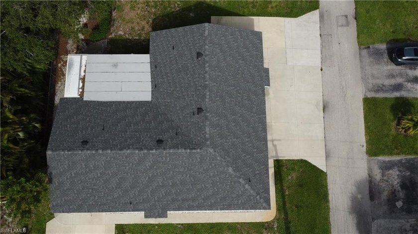 Investor Special in Bonita Springs - Prime Opportunity with - photo 10