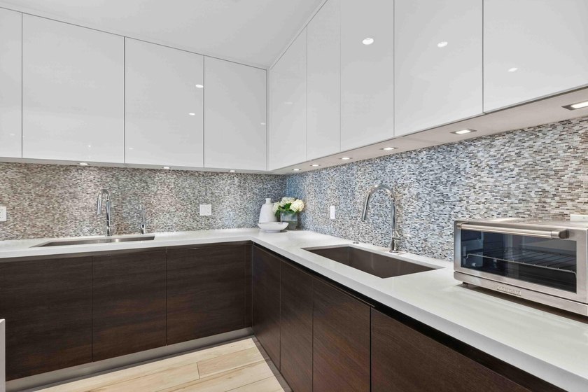 Step into the epitome of modern luxury with Unit 611 at Tower - photo 10