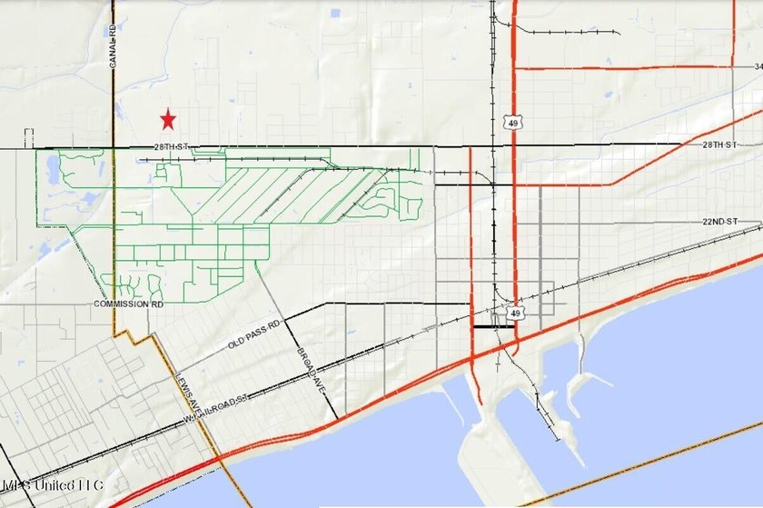 Heavily Wooded Acreage Zoned R-2 in Gulfport, 4 tax parcels, 2 - photo 2