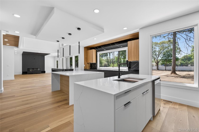 Welcome to this truly one-of-a-kind brand-new modern farmhouse - photo 15
