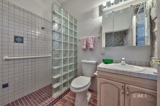 Located high on top of a scenic Bluff with Amazing Panoramic - photo 22