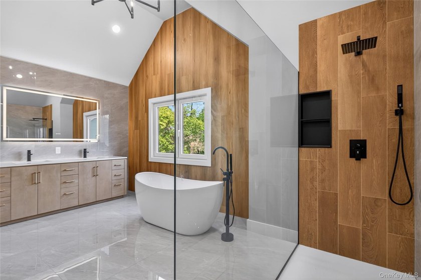Welcome to this truly one-of-a-kind brand-new modern farmhouse - photo 34