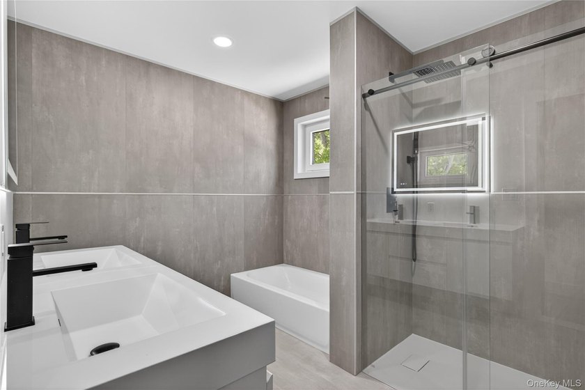 Welcome to this truly one-of-a-kind brand-new modern farmhouse - photo 40