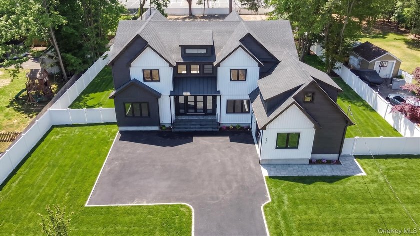 Welcome to this truly one-of-a-kind brand-new modern farmhouse - photo 49