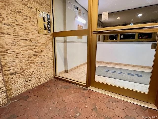 Experience bright living in this fully renovated 1-bedroom - photo 24