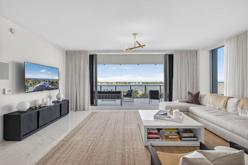 Experience resorty style waterfront living in the most sought - photo 10