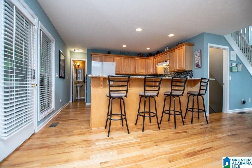 This is a great lake home with a roof top deck the has awesome - photo 8