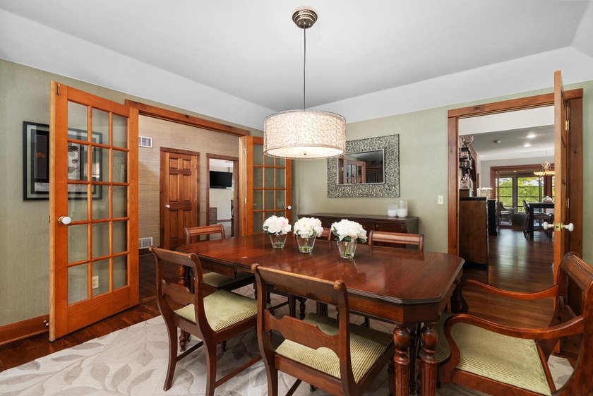 Beautiful custom-built home just outside of Watertown on a - photo 4