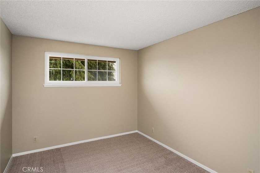 Nestled at the end of a quiet cul-de-sac in West Westminster's - photo 38