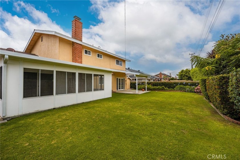 Nestled at the end of a quiet cul-de-sac in West Westminster's - photo 40