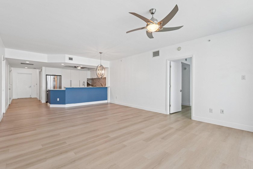 Breathtaking Intracoastal &amp; ocean views from this updated - photo 4