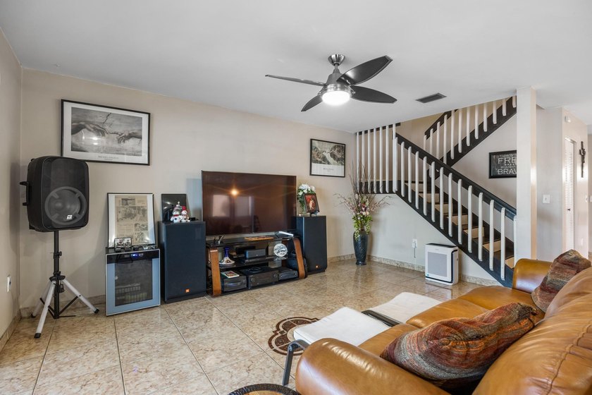 **Stunning 2-Story Lakeview Home with Breathtaking Sunsets** - photo 17