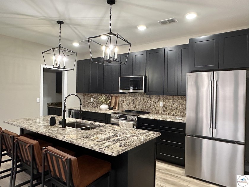 Brand New Custom Built Home with Large 36x40 Garage on Blacktop - photo 18