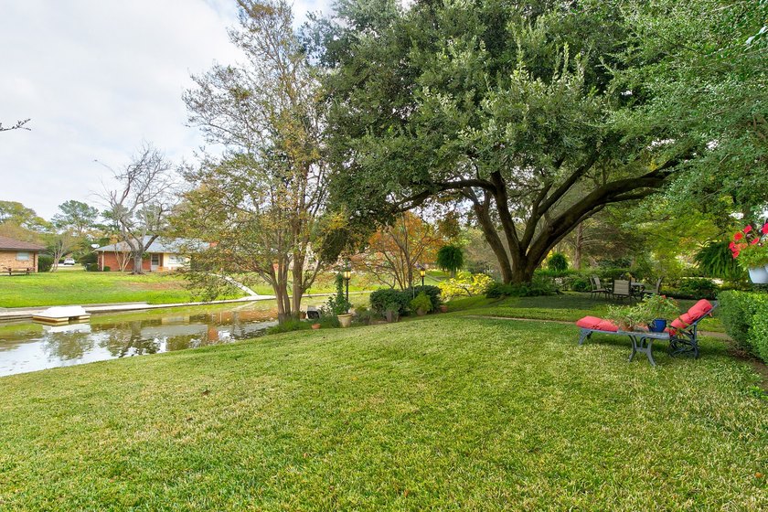 Waterfront living! Wonderfully updated move-in ready on the - photo 25