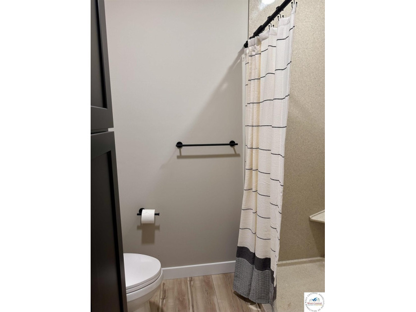 Brand New Custom Built Home with Large 36x40 Garage on Blacktop - photo 35