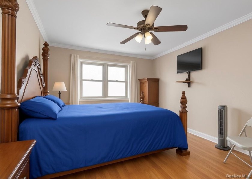 MOTIVATED SELLER! Opportunity awaits with this 3-bedroom, 2 - photo 9