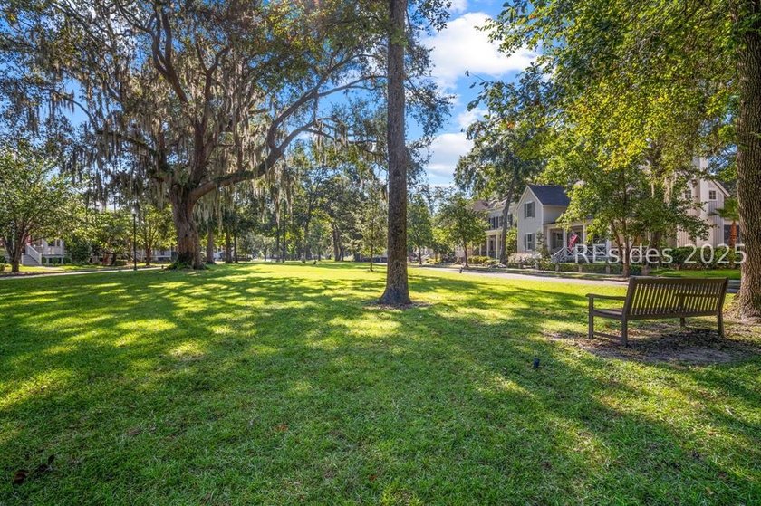 Don't miss this rare opportunity! This lovely corner lot - photo 17